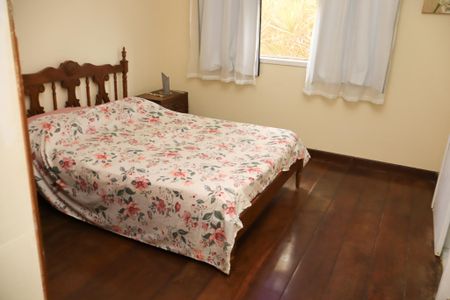 Casa de condomínio para alugar com 600m², 5 quartos e 2 vagasQuarto 2