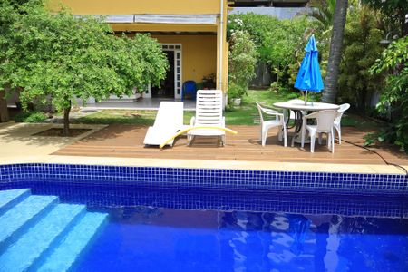 Casa de condomínio para alugar com 600m², 5 quartos e 2 vagasÁrea comum - Piscina