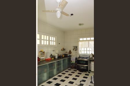 Casa de condomínio para alugar com 600m², 5 quartos e 2 vagasCozinha