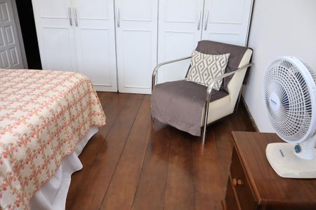 Casa de condomínio para alugar com 600m², 5 quartos e 2 vagasQuarto 3