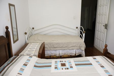 Casa de condomínio para alugar com 600m², 5 quartos e 2 vagasQuarto 4