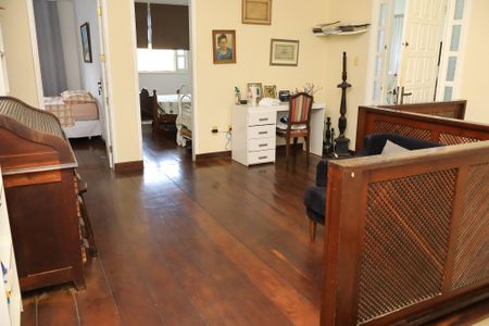 Casa de condomínio para alugar com 600m², 5 quartos e 2 vagasprimeiro andar