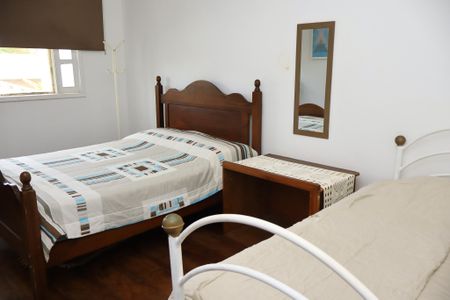 Casa de condomínio para alugar com 600m², 5 quartos e 2 vagasQuarto 4