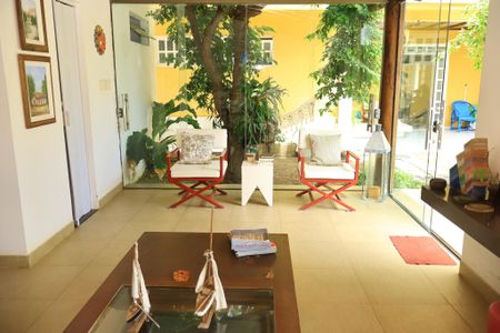 Casa de condomínio para alugar com 600m², 5 quartos e 2 vagasÁrea gourmet