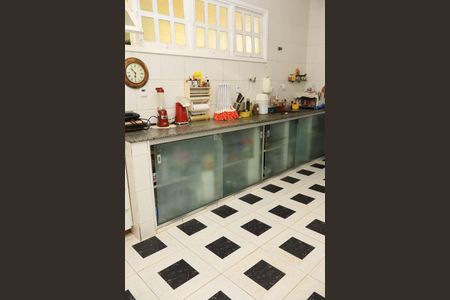 Casa de condomínio para alugar com 600m², 5 quartos e 2 vagasCozinha