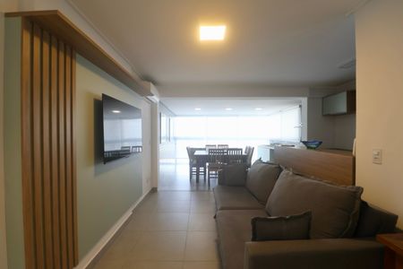 Sala de apartamento para alugar com 2 quartos, 69m² em Balneario Cidade Atlantica, Guarujá