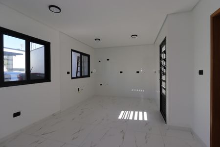 Casa à venda com 66m², 2 quartos e 2 vagasSala