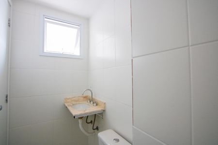 Apartamento à venda com 58m², 2 quartos e 1 vaga Apartamento à venda com 58m², 2 quartos e 1 vagaBanheiro do quarto 1