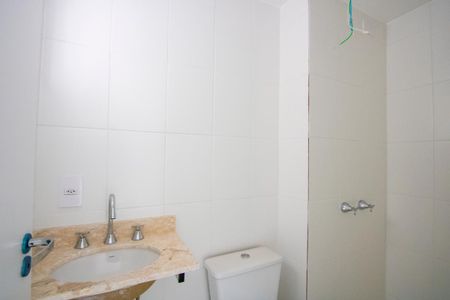 Apartamento à venda com 58m², 2 quartos e 1 vaga Apartamento à venda com 58m², 2 quartos e 1 vagaBanheiro do quarto 1