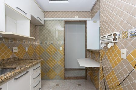 Apartamento à venda com 57m², 2 quartos e 1 vaga Apartamento à venda com 57m², 2 quartos e 1 vagaCozinha
