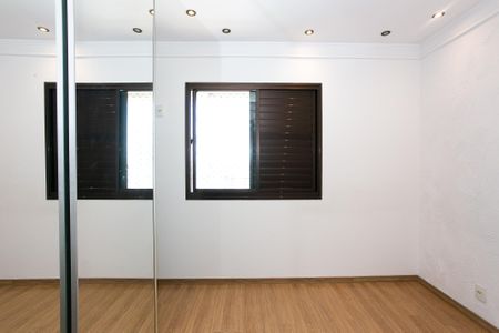Apartamento à venda com 57m², 2 quartos e 1 vaga Apartamento à venda com 57m², 2 quartos e 1 vagaSuíte 2