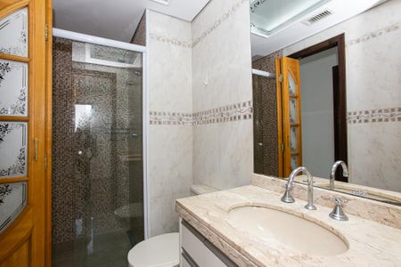 Apartamento à venda com 57m², 2 quartos e 1 vaga Apartamento à venda com 57m², 2 quartos e 1 vagaBanheiro da Suíte 1