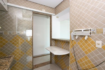 Apartamento à venda com 57m², 2 quartos e 1 vaga Apartamento à venda com 57m², 2 quartos e 1 vagaCozinha