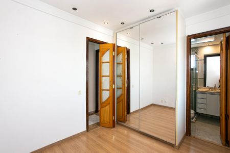 Apartamento à venda com 57m², 2 quartos e 1 vaga Apartamento à venda com 57m², 2 quartos e 1 vagaSuíte 2