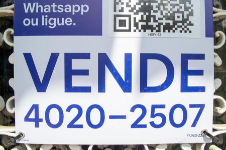 Casa à venda com 102m², 2 quartos e 1 vagaPlaca