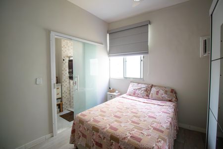 Casa à venda com 102m², 2 quartos e 1 vagaSuíte