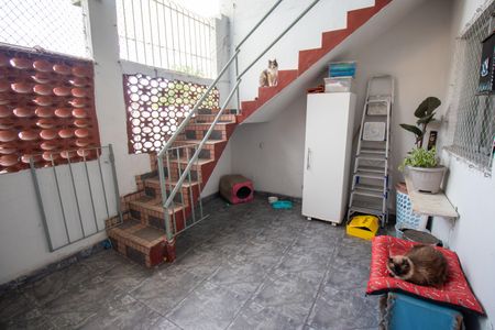 Casa à venda com 102m², 2 quartos e 1 vagaÁrea de Serviço