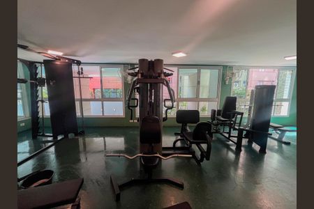 Apartamento para alugar com 120m², 3 quartos e 2 vagas Apartamento para alugar com 120m², 3 quartos e 2 vagasÁrea comum - Academia