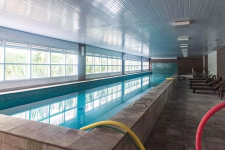 Apartamento à venda com 39m², 1 quarto e 1 vaga Apartamento à venda com 39m², 1 quarto e 1 vagaÁrea comum - Piscina