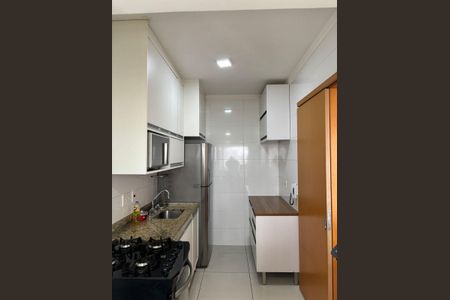 Apartamento à venda com 82m², 3 quartos e 3 vagas Apartamento à venda com 82m², 3 quartos e 3 vagasCozinha