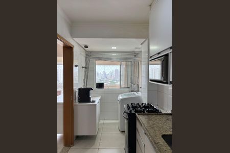 Apartamento à venda com 82m², 3 quartos e 3 vagas Apartamento à venda com 82m², 3 quartos e 3 vagasÁrea de serviço