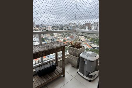 Apartamento à venda com 82m², 3 quartos e 3 vagas Apartamento à venda com 82m², 3 quartos e 3 vagasVaranda