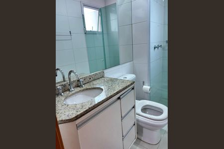 Apartamento à venda com 82m², 3 quartos e 3 vagas Apartamento à venda com 82m², 3 quartos e 3 vagasBanheiro