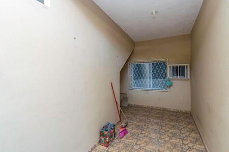 Casa para alugar com 70m², 2 quartos e sem vaga Casa para alugar com 70m², 2 quartos e sem vagaVaranda e Garagem