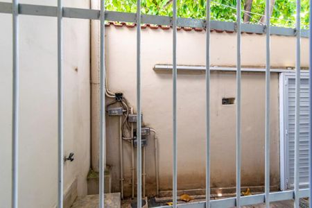 Vista da Sala de casa para alugar com 2 quartos, 70m² em Bonsucesso, Rio de Janeiro