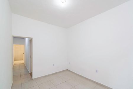 Sala de casa para alugar com 2 quartos, 70m² em Bonsucesso, Rio de Janeiro