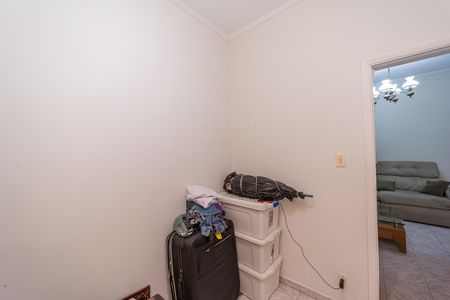 Casa para alugar com 266m², 5 quartos e 5 vagasEscritório