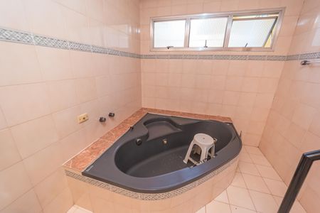 Casa para alugar com 266m², 5 quartos e 5 vagasBanheiro do Quarto 3