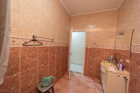 Casa para alugar com 266m², 5 quartos e 5 vagasBanheiro Social