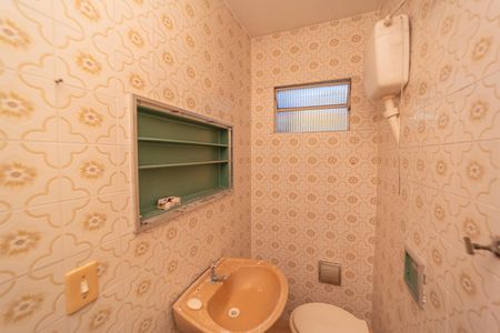 Casa para alugar com 266m², 5 quartos e 5 vagasBanheiro 4