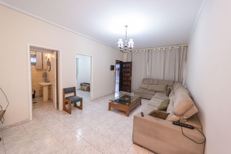 Casa para alugar com 266m², 5 quartos e 5 vagasSala