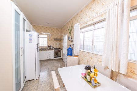 Casa para alugar com 266m², 5 quartos e 5 vagasCozinha