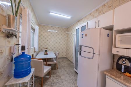 Casa para alugar com 266m², 5 quartos e 5 vagasCozinha