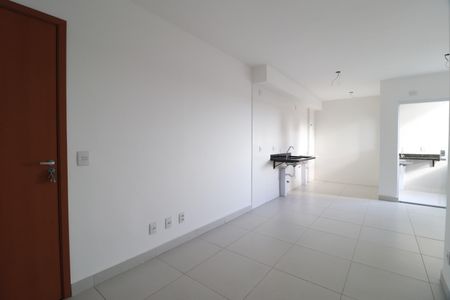 Sala de apartamento para alugar com 2 quartos, 54m² em Novo Mundo, Uberlândia
