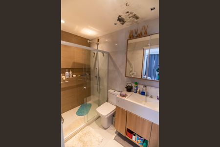 Casa à venda com 300m², 3 quartos e 4 vagas Casa à venda com 300m², 3 quartos e 4 vagasBanheiro da Suíte 3