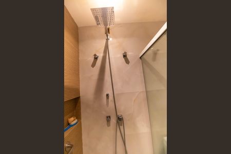 Casa à venda com 300m², 3 quartos e 4 vagas Casa à venda com 300m², 3 quartos e 4 vagasBanheiro da Suíte 3