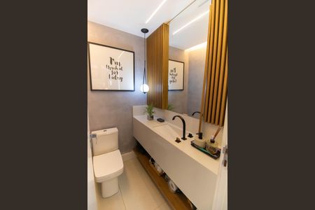 Casa à venda com 300m², 3 quartos e 4 vagas Casa à venda com 300m², 3 quartos e 4 vagasLavabo