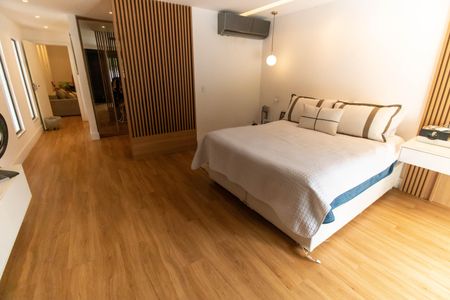 Casa à venda com 300m², 3 quartos e 4 vagas Casa à venda com 300m², 3 quartos e 4 vagasSuíte 2