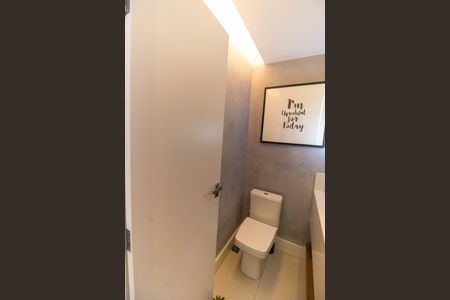 Casa à venda com 300m², 3 quartos e 4 vagas Casa à venda com 300m², 3 quartos e 4 vagasLavabo