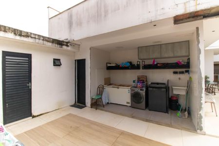 Casa à venda com 300m², 3 quartos e 4 vagas Casa à venda com 300m², 3 quartos e 4 vagasÁrea de Serviço