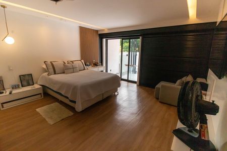 Casa à venda com 300m², 3 quartos e 4 vagas Casa à venda com 300m², 3 quartos e 4 vagasSuíte 2