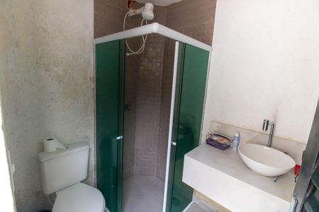 Casa à venda com 300m², 3 quartos e 4 vagas Casa à venda com 300m², 3 quartos e 4 vagasBanheiro de serviço