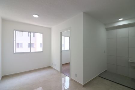 Sala  de apartamento para alugar com 2 quartos, 40m² em Parque Bristol, São Bernardo do Campo
