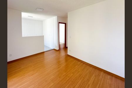 Sala  de apartamento para alugar com 2 quartos, 46m² em Areias, São José