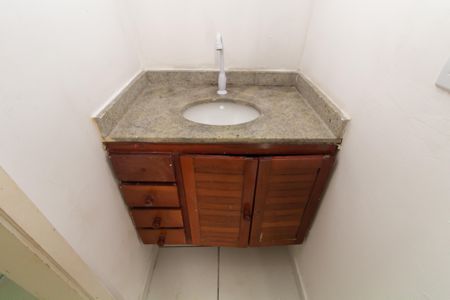 Apartamento para alugar com 52m², 2 quartos e 1 vaga Apartamento para alugar com 52m², 2 quartos e 1 vagaBanheiro