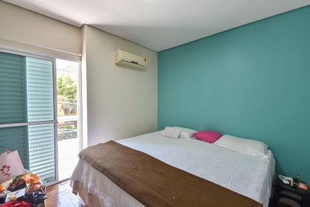 Suíte de casa à venda com 3 quartos, 15500m² em Vila Mariana, São Paulo